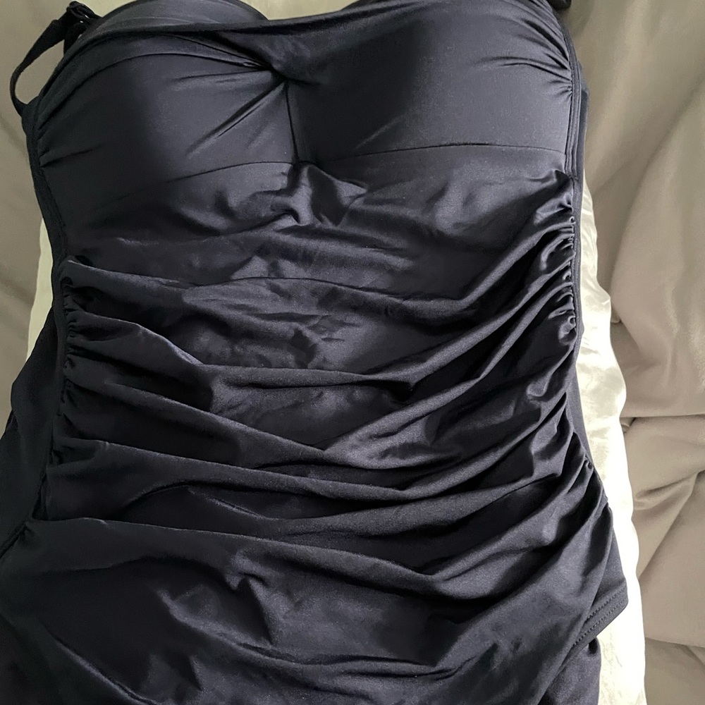 SPECIAL! $25 New Band-eye of Australia Black Woman’s Bathing Suit USA Size 12